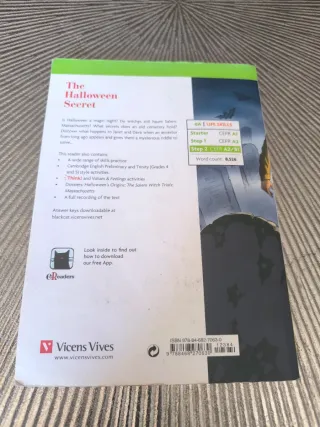 THE HALLOWEEN SECRET (FREE AUDIO A2-B1)LIFE SKILLS