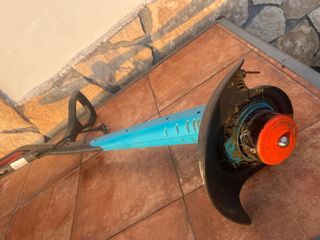 Desbrozadora SmallCut 300/23 de GARDENA