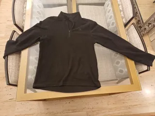 Forro polar Quechua negro