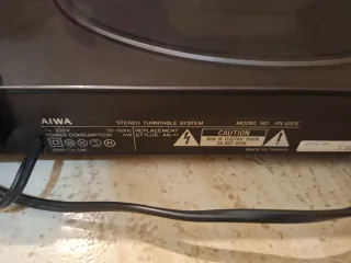 Tocadiscos girodiscos vinilos AIWA