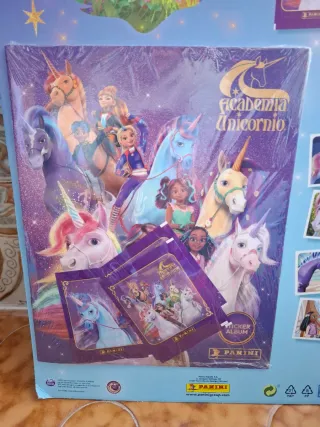 Academia Unicornio - Álbum - Colección Oficial Academia Unicornio - Álbum - Colección Oficial