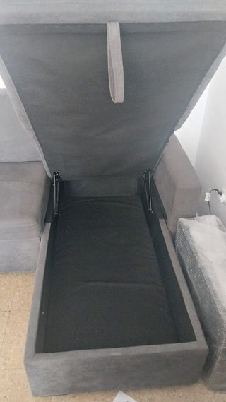 Sofá cama gris con chaise longue + topper incluido