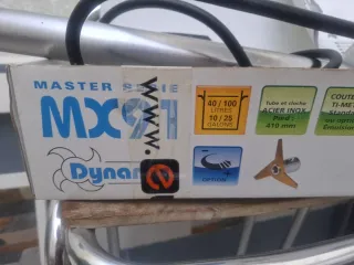 Batidora de mano naranja