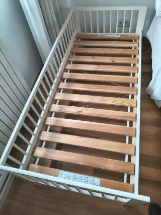 Cama infantil IKEA