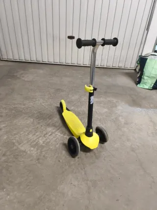 Patinete infantil 3 ruedas amarillo