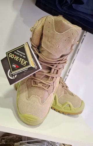 Botas Gore-Tex Beige