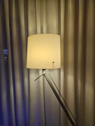 Lámpara pie Ikea