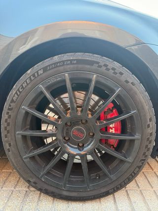 Volkswagen Golf GTI performance 2014