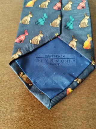 Cravatta Givenchy seta fantasia conigli