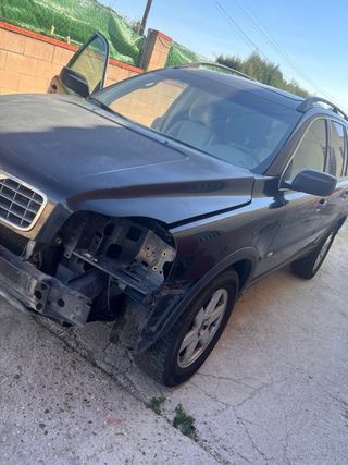 Volvo XC90 para piezas - Motor nuevo Año 2005