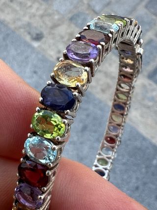 Pulsera y/o brazaletecde plata y minerales.