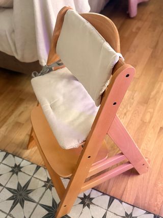 Trona evolutiva madera