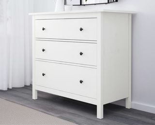 Cajonera color blanco roto