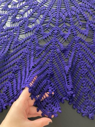 Tapete de ganchillo mantel crochet morado redondo