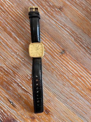 Omega De Ville Quartz Dorado