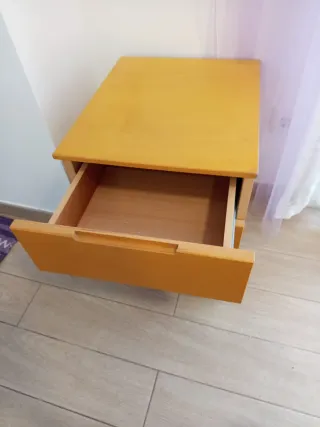 Cajonera de oficina con ruedas