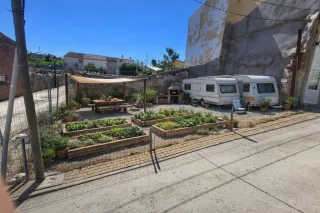 Alquiler de parcela vallada - 100 m2