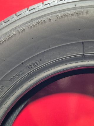 [R. 1670] - 215 65 16 98H NEUMÁTICOS BRIDGESTONE