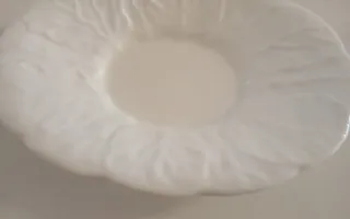 PRECIOSO PLATO PEQUEÑO OVALADO PORCELANA WEDGWOOD