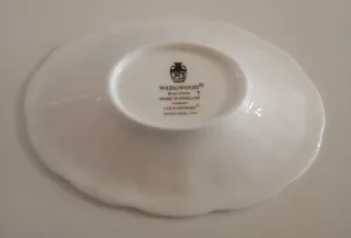 PRECIOSO PLATO PEQUEÑO OVALADO PORCELANA WEDGWOOD