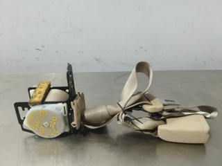 CINTURON SEGURIDAD TRASERO CENTRAL LEXUS IS (DS2/