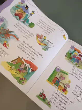 365 adivinanzas e historias (Spanish Edition)