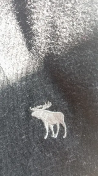 Pack 2 camisetas marca: Abercrombie & Adidas