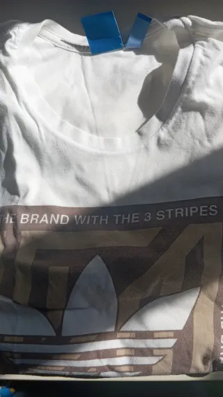 Pack 2 camisetas marca: Abercrombie & Adidas