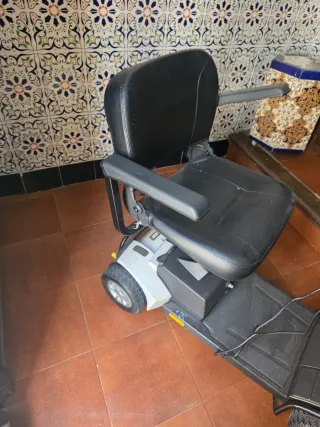 Silla de ruedas Scooter Ardea Mobility 210