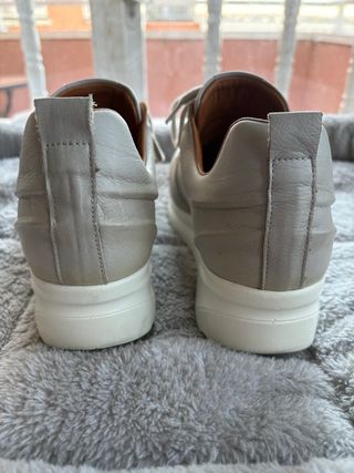 Zapatillas Carmela Gris talla 39