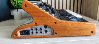 Sintetizador Moog Subsequent 25