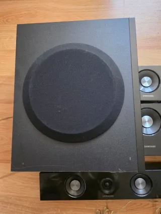 Sistema Altavoces Samsung 5.1 + Subwoofer