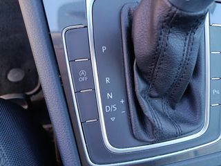 SIN ENTRADA! Volkswagen Golf DIESEL AUTOMÁTICO