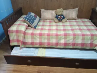 Cama nido, con dos camas 90 por 1,90.