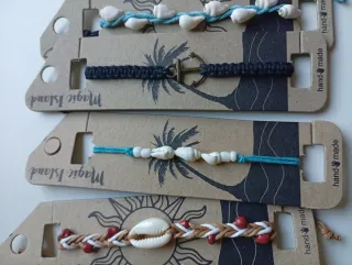 Pulseras playeras artesanales