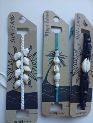 Pulseras playeras artesanales