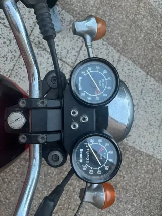 Moto Benelli 250 2C Clásica 1979