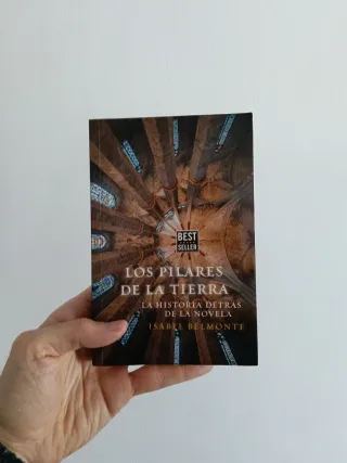 La historia detrás de Los Pilares de la tierra