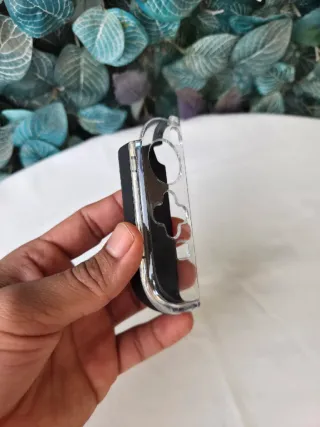 Estuche Switch Mario + Protectores Joy-con