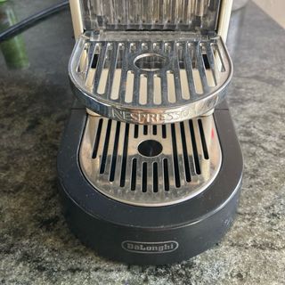 Cafetera Nespresso DeLonghi