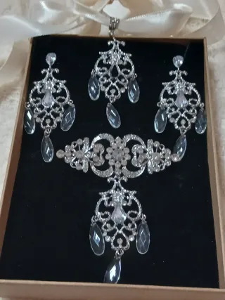 Aderezo trajes regionales adulta huertana fallera