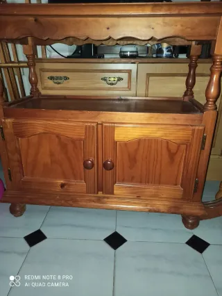 Mesa de TV provenzal