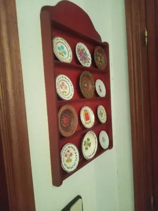 Mini platero con 12 mini platos decorativos