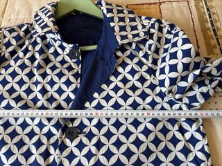 Gabardina Liu jo Ver medidas talla 38/40