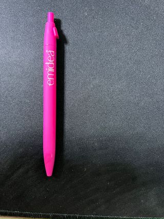 Penna rosa fucsia emidea