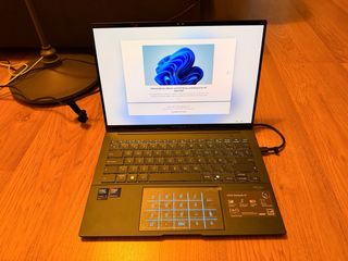 Portátil ASUS Zenbook UX3405C Core Ultra9 32Gb 1TB