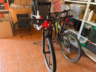 Bicicleta de montaña doble suspension Berria makko