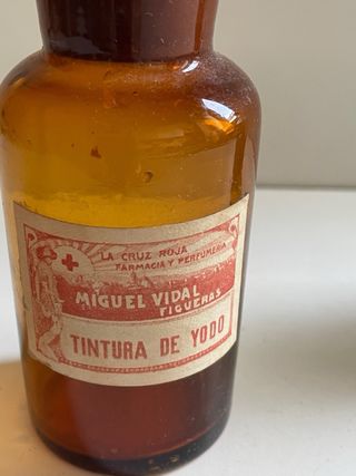 Vecchie bottiglie da farmacia