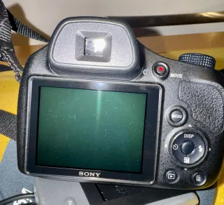 Fotocamera Sony Cyber-shot DSC-H400.