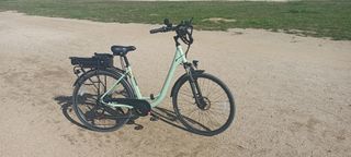 Bicicleta Eléctrica Mujer - Casi Nueva